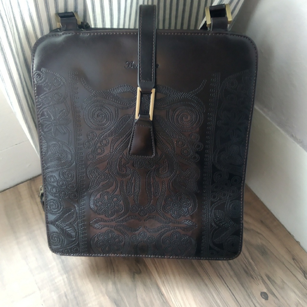 Bellerose. Three pocket purse.